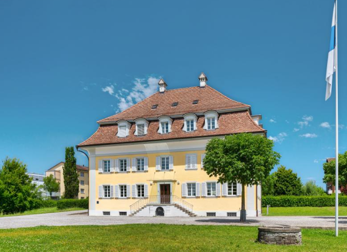 Siehbachsaal, Zug